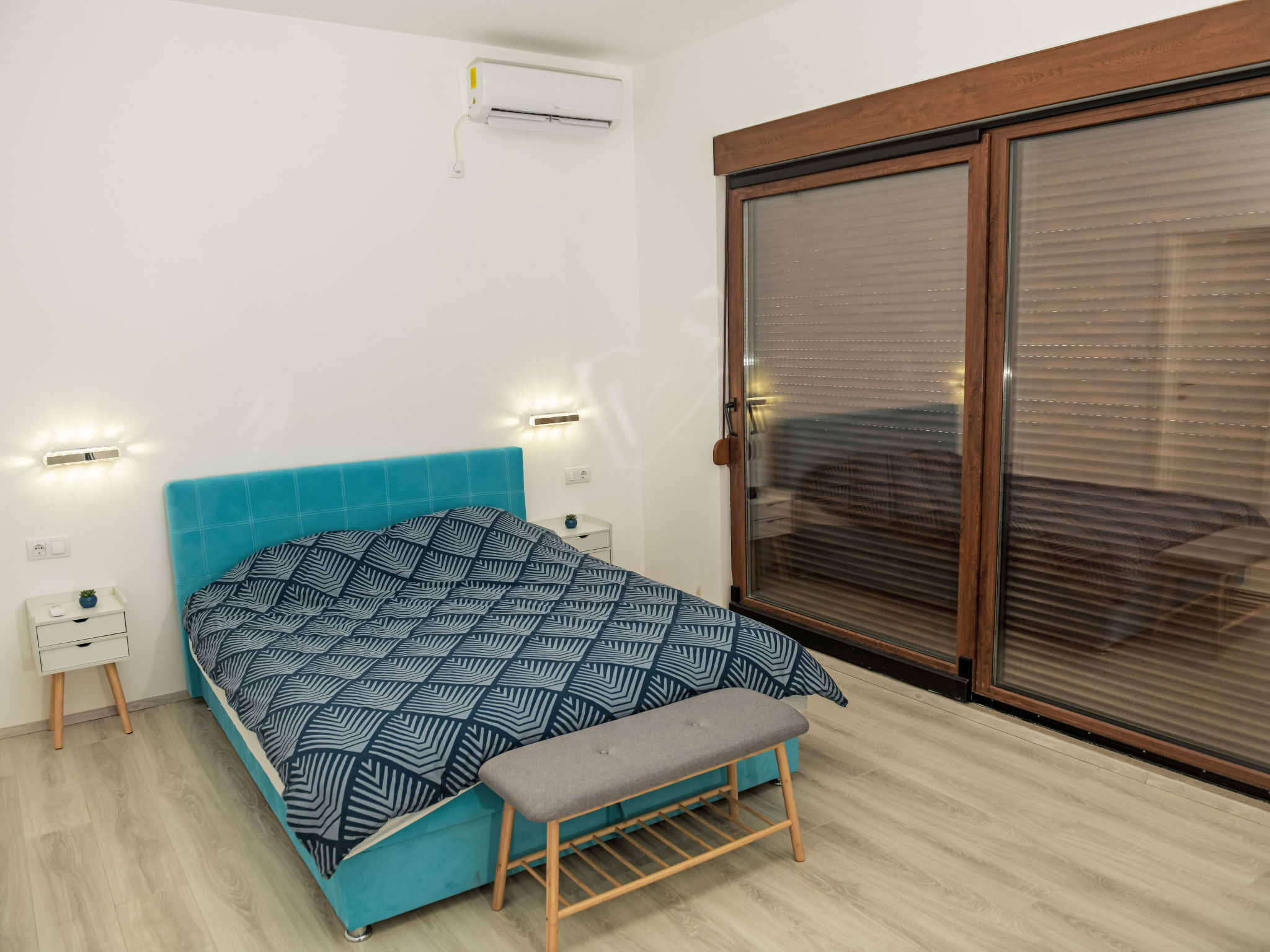 16-persoons vakantiehuis in Ivanica met verwarmd zwembad - foto 50