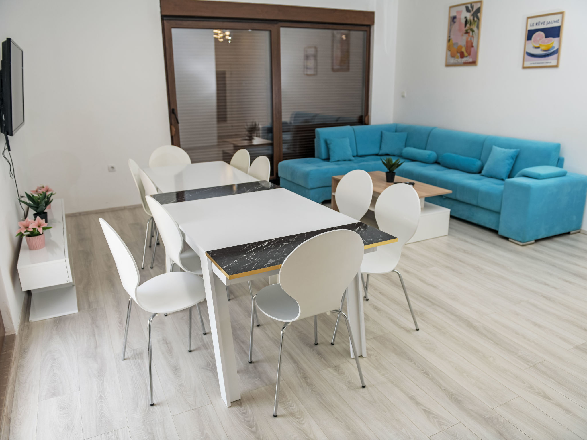 16-persoons vakantiehuis in Ivanica met verwarmd zwembad - foto 48
