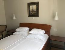 Vrijstaand appartement met privézwembad in Mostar - thumbnail 5