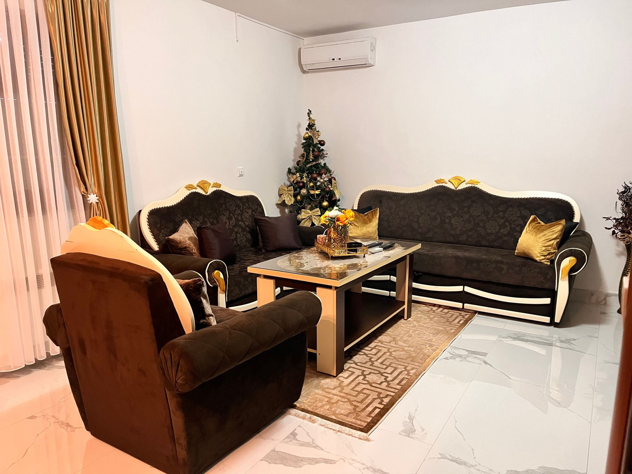 "Villa Diamond Hill"-Binnen