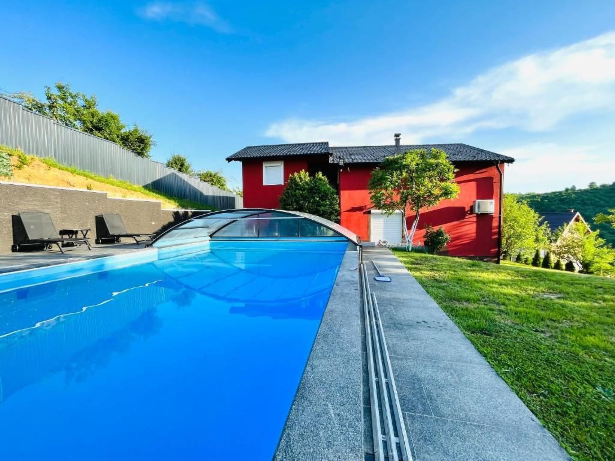 "Villa Diamond Hill" - Image 3