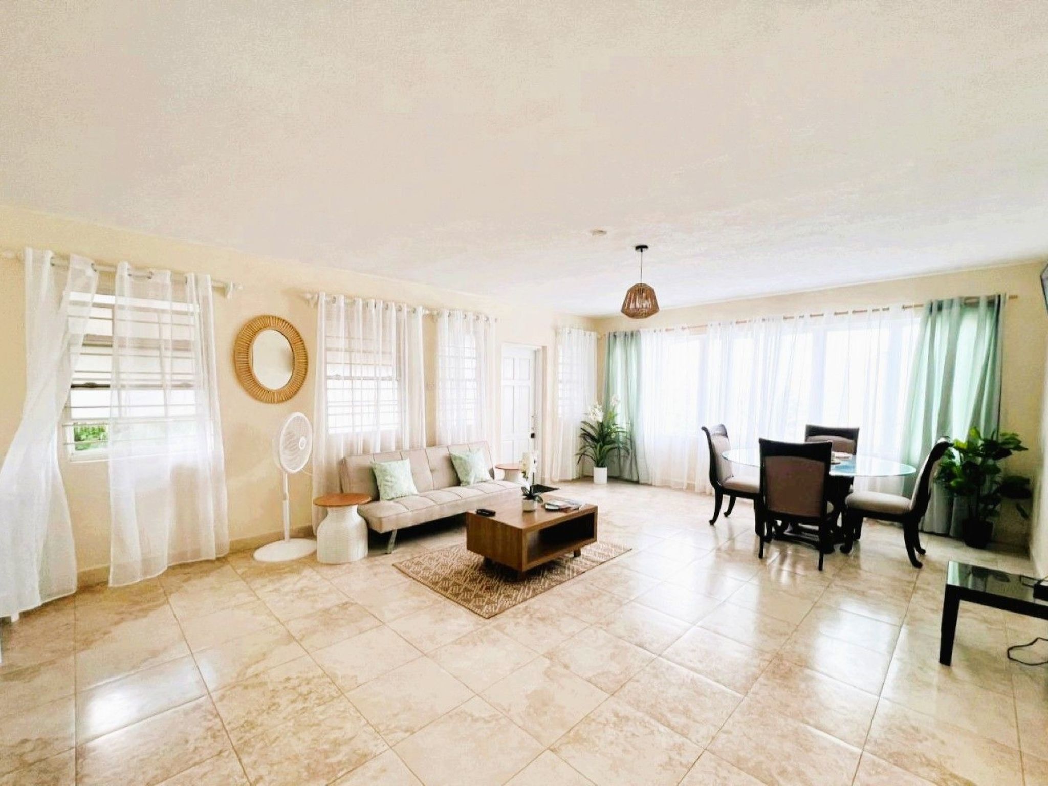 Photo of Gelassenes "Island Escape" mit Meerblick