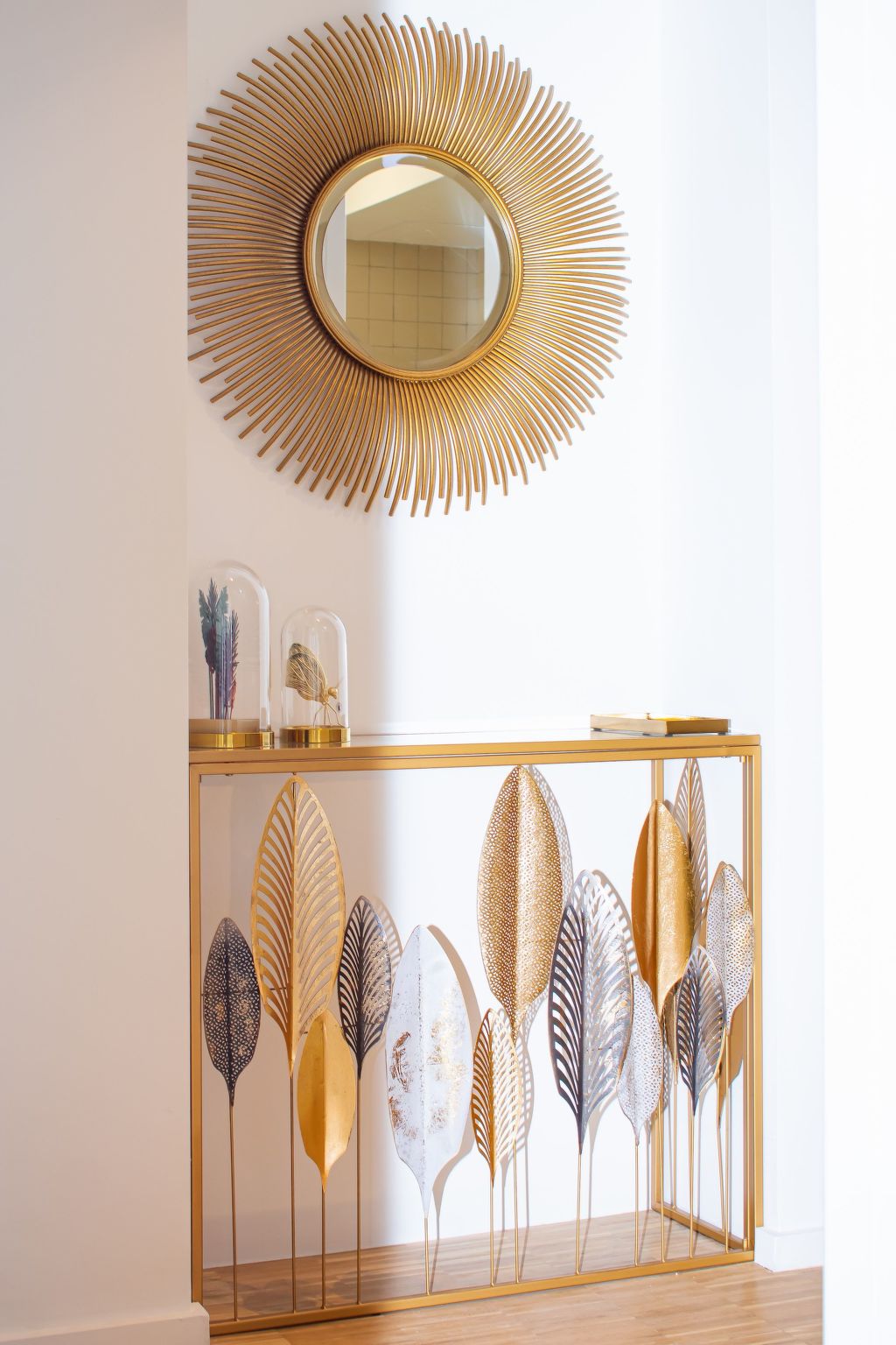 "Chic City Escape 2B"-Image-tags.info