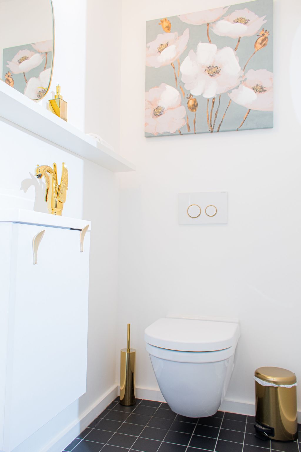 "Chic City Escape 2B"-Image-tags.info