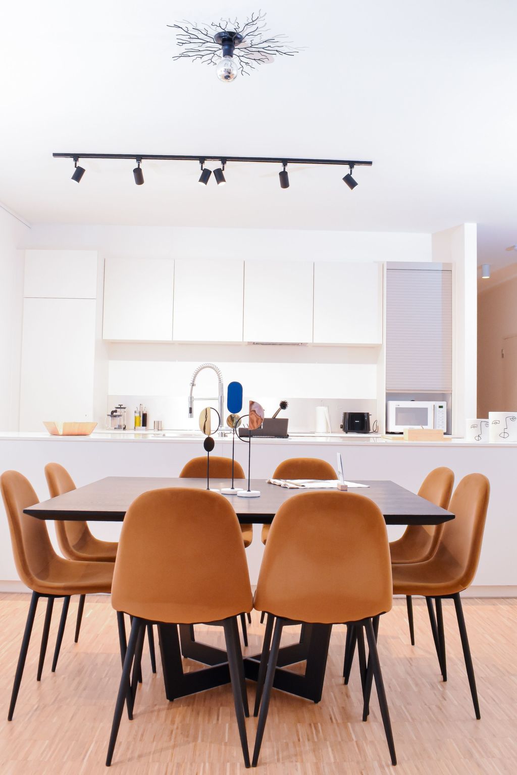 Edelsteine im Herzen der Stadt 4B-Image-tags.info