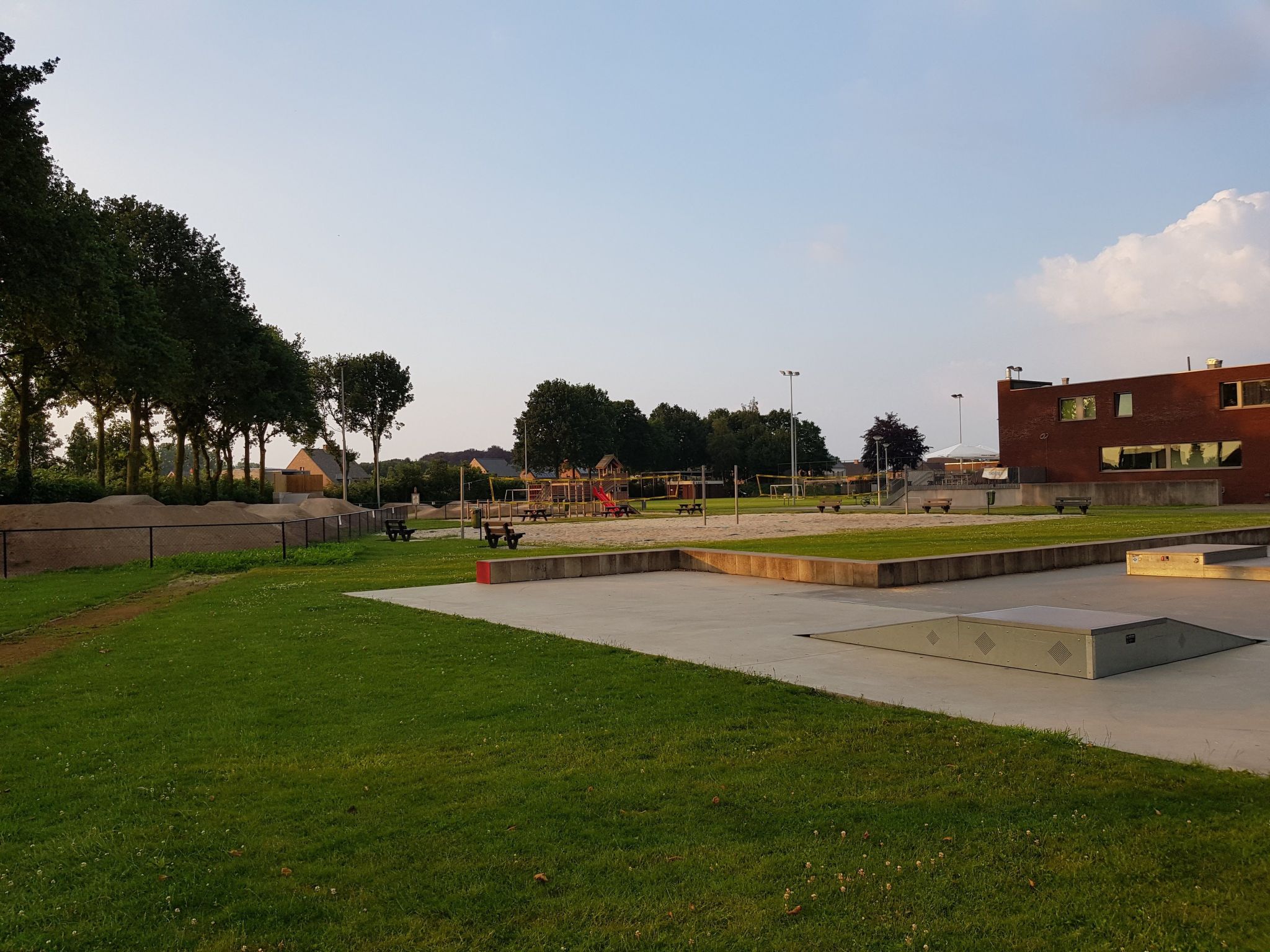 Gemütliches Haus mit eingezäuntem Garten-Binnen