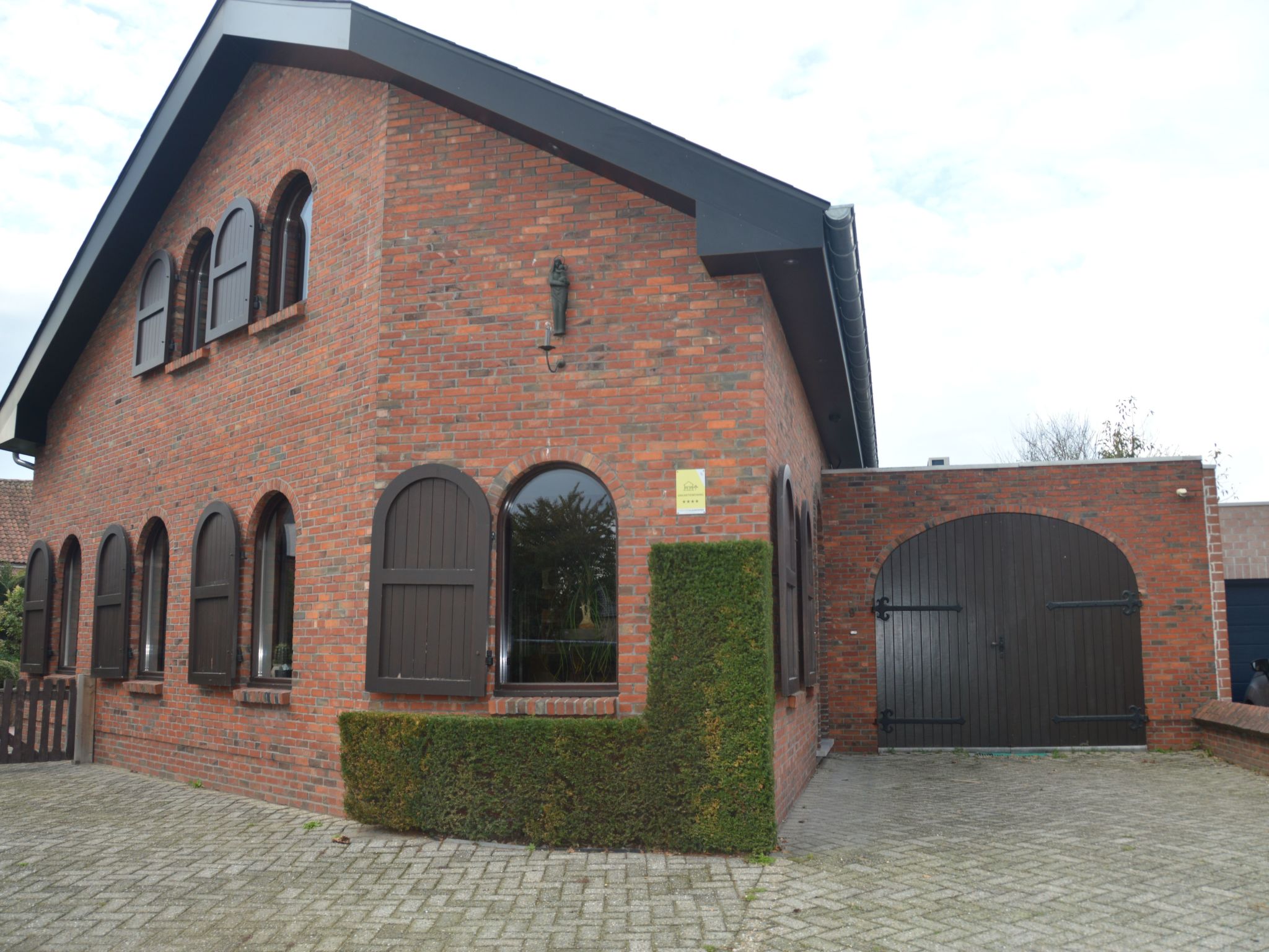 Gemütliches Haus mit eingezäuntem Garten