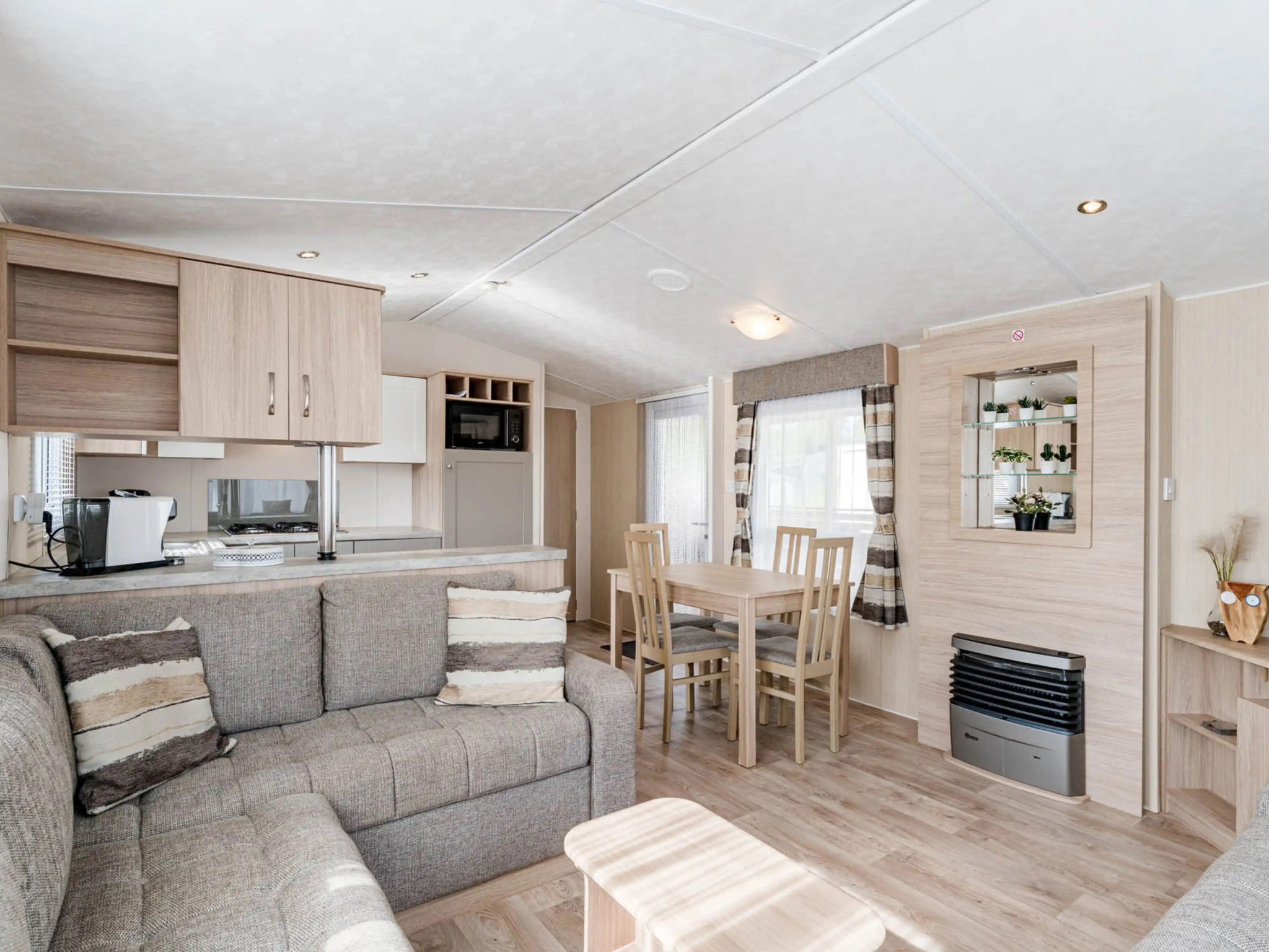 Knus 4-persoons vakantiehuis in Kinrooi - foto 11