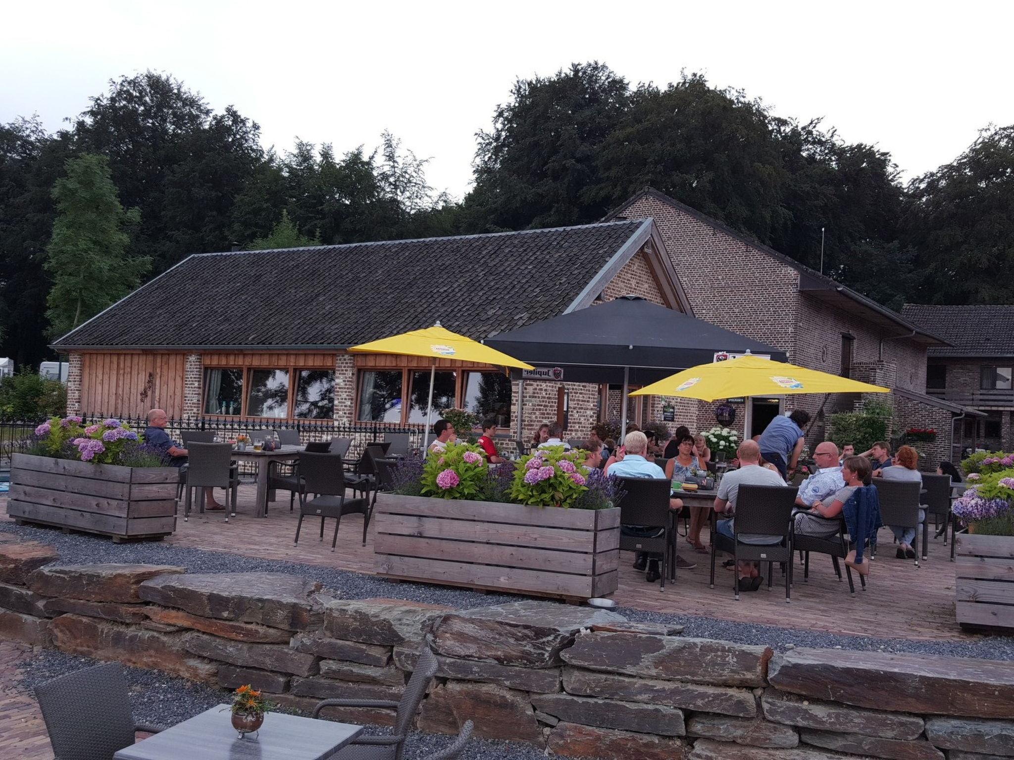 Knus 4-persoons chalet op rustige camping in Voeren - foto 21