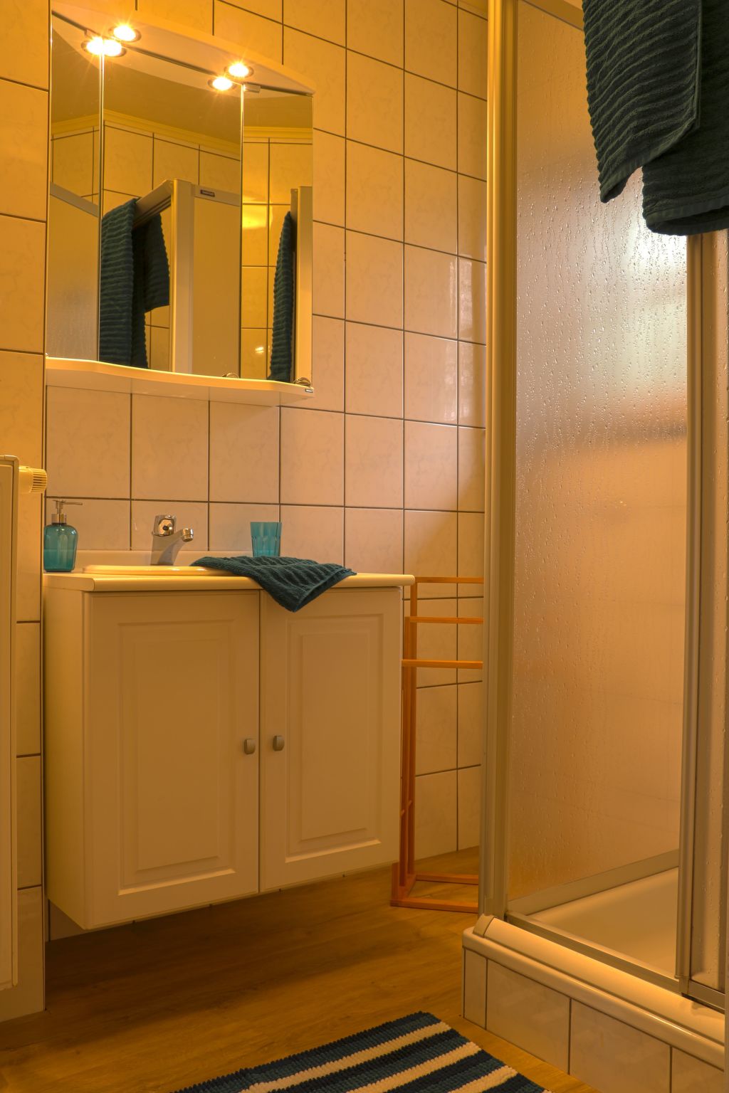 Heidebos für 8 Personen-Drinnen