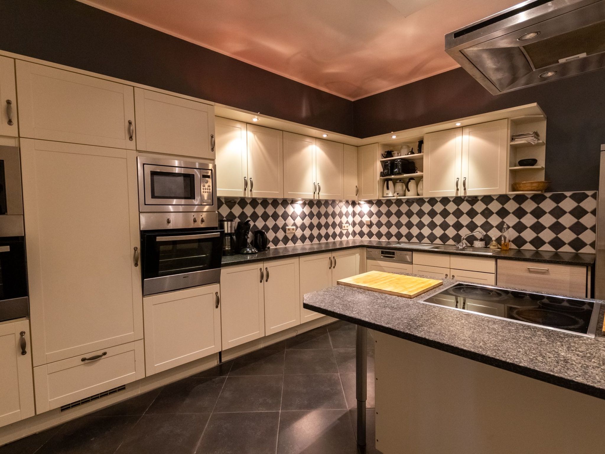 Villa BelleVue mit Wellness 34pers-Binnen