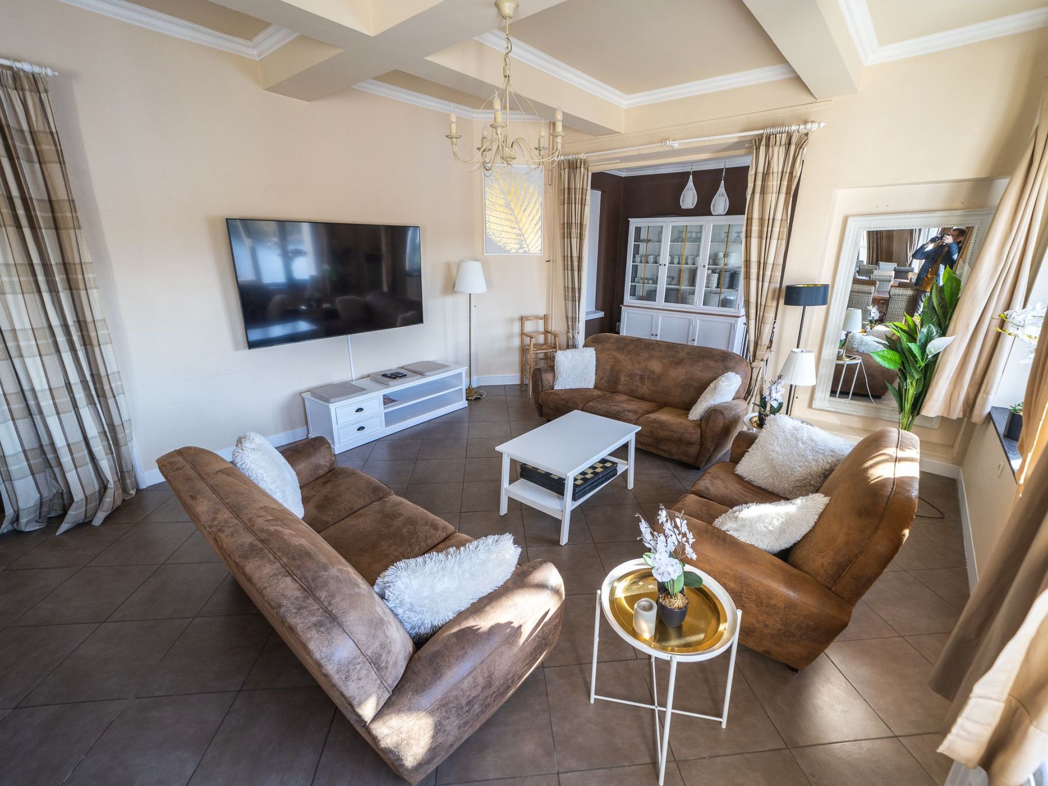 Villa BelleVue mit Wellness 34pers-Binnen