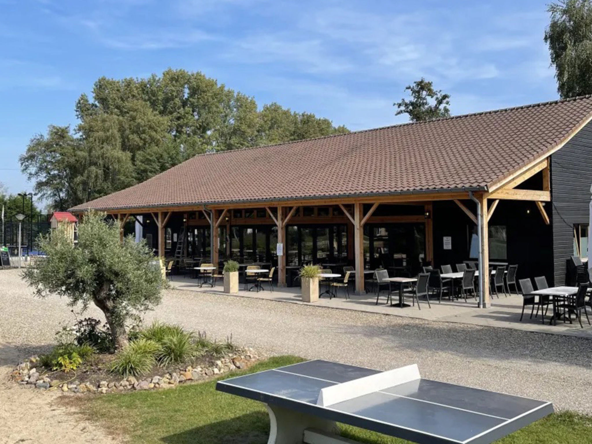 Camping Papillon Bouillon - Vakantiehuis Premium - Binnen