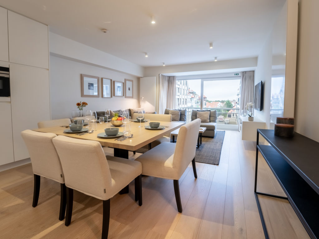 Chateauneuf with parking.