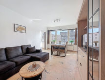 Zonnig appartement op 10 meter van strand en zee in Blankenberge - thumbnail 6