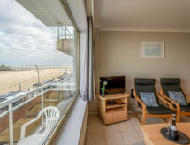 4-persoons appartement met zeezicht direct aan zee in Blankenberge - thumbnail 4