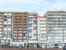 4-persoons appartement met zeezicht direct aan het strand in Blankenberge - thumbnail 6