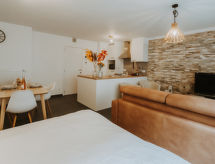 Apartment Oasi with parking and terrace