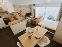 Apartment Oasi with parking and terrace