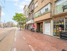 Op 500 m van zee: Ruim appartement in hartje Blankenberge - thumbnail 6