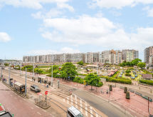 Op 500 m van zee: Ruim appartement in hartje Blankenberge - thumbnail 3