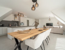 Aan zee: ruim 4-persoons appartement met terras in Blankenberge - thumbnail 1