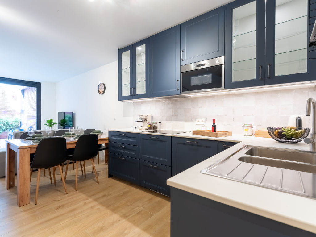 Petit Bordeaux with terrace