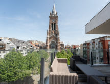 Op 300 m van zee: licht 6-persoons appartement in Blankenberge - thumbnail 2