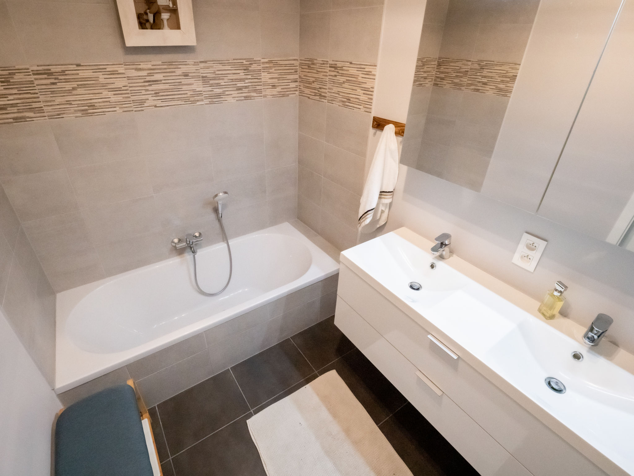 Op 300 m van zee: licht 6-persoons appartement in Blankenberge - foto 29