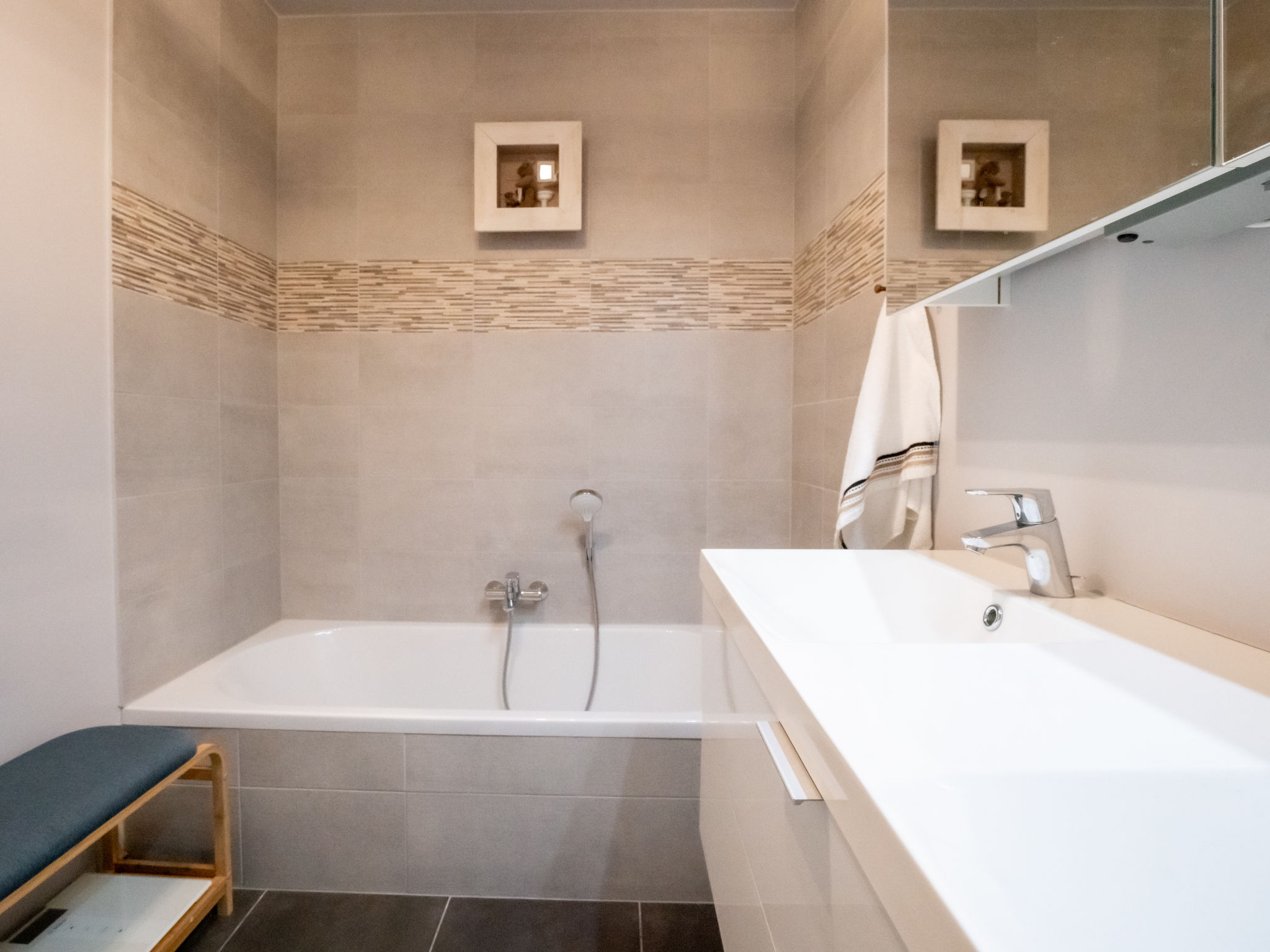 Op 300 m van zee: licht 6-persoons appartement in Blankenberge - foto 30