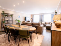 Op 300 m van zee: 5-persoons appartement in Blankenberge - thumbnail 3