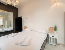 Ferienwohnung Centrally located Charlemagne I