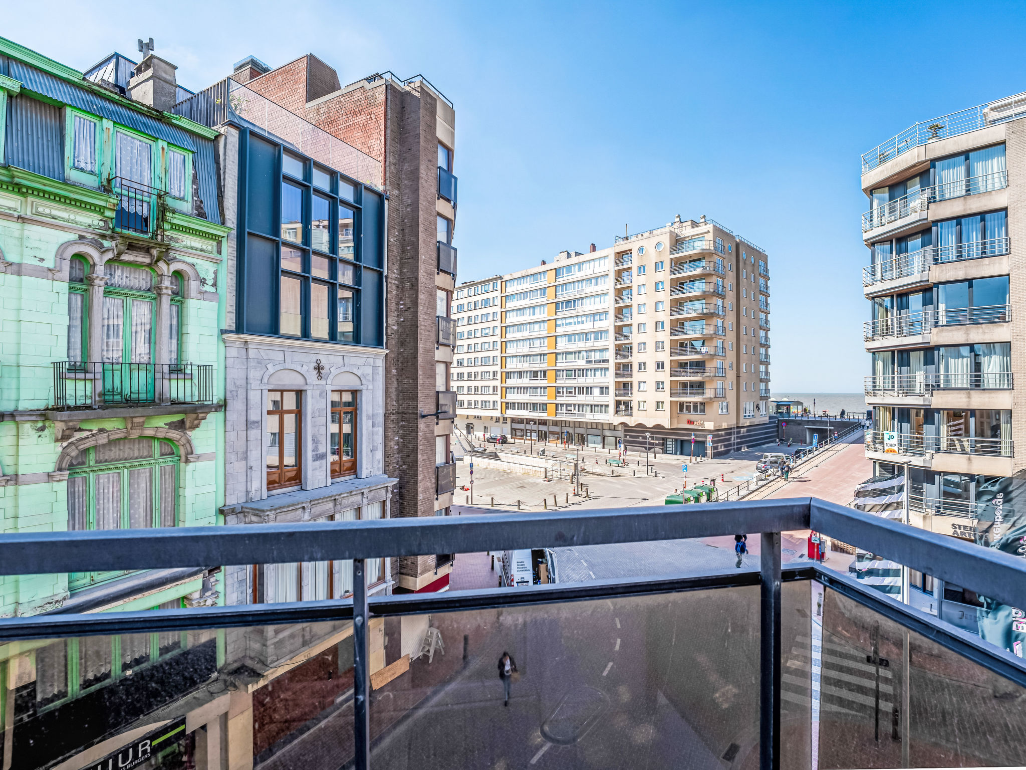 Malecot II — Terrace (3 of 33)
