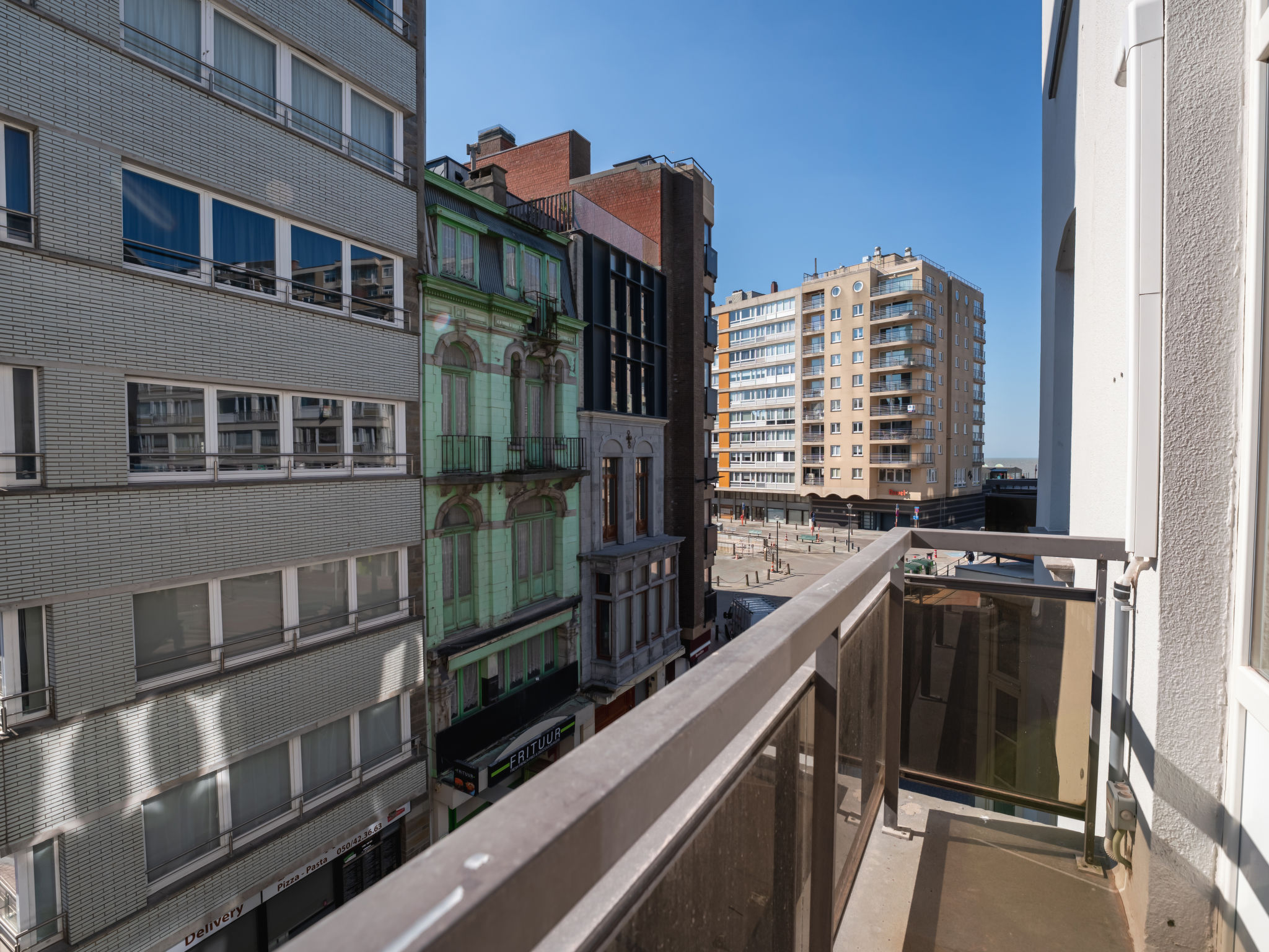 Malecot II — Terrace (2 of 33)
