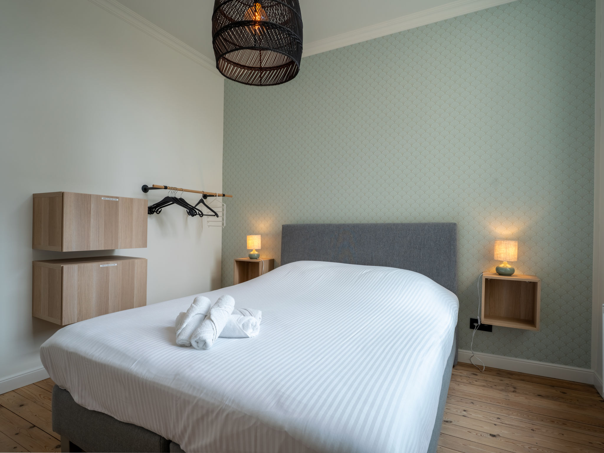 Historical and spacious "Villa Amanda"-Binnen