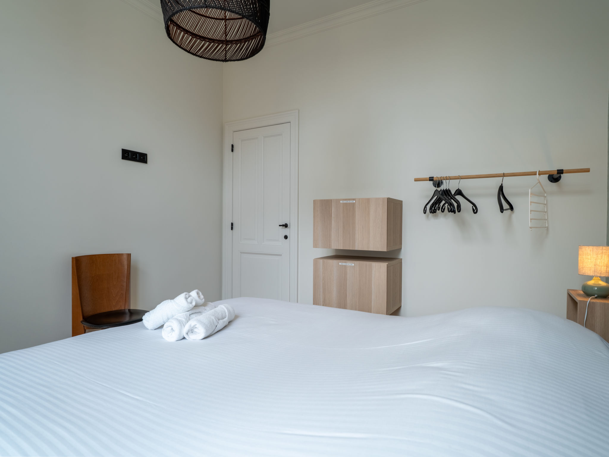 Historical and spacious "Villa Amanda"-Binnen
