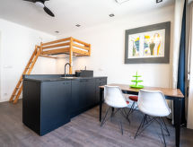 Appartement aan zee in Blankenberge voor 3 personen - thumbnail 1