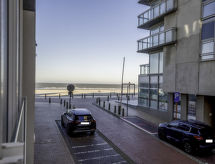 Appartement aan zee in Blankenberge met parkeerplaats (4 pers.) - thumbnail 2