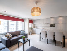 Knus appartement Andrei in Blankenberge met garage, 250m van strand - thumbnail 1