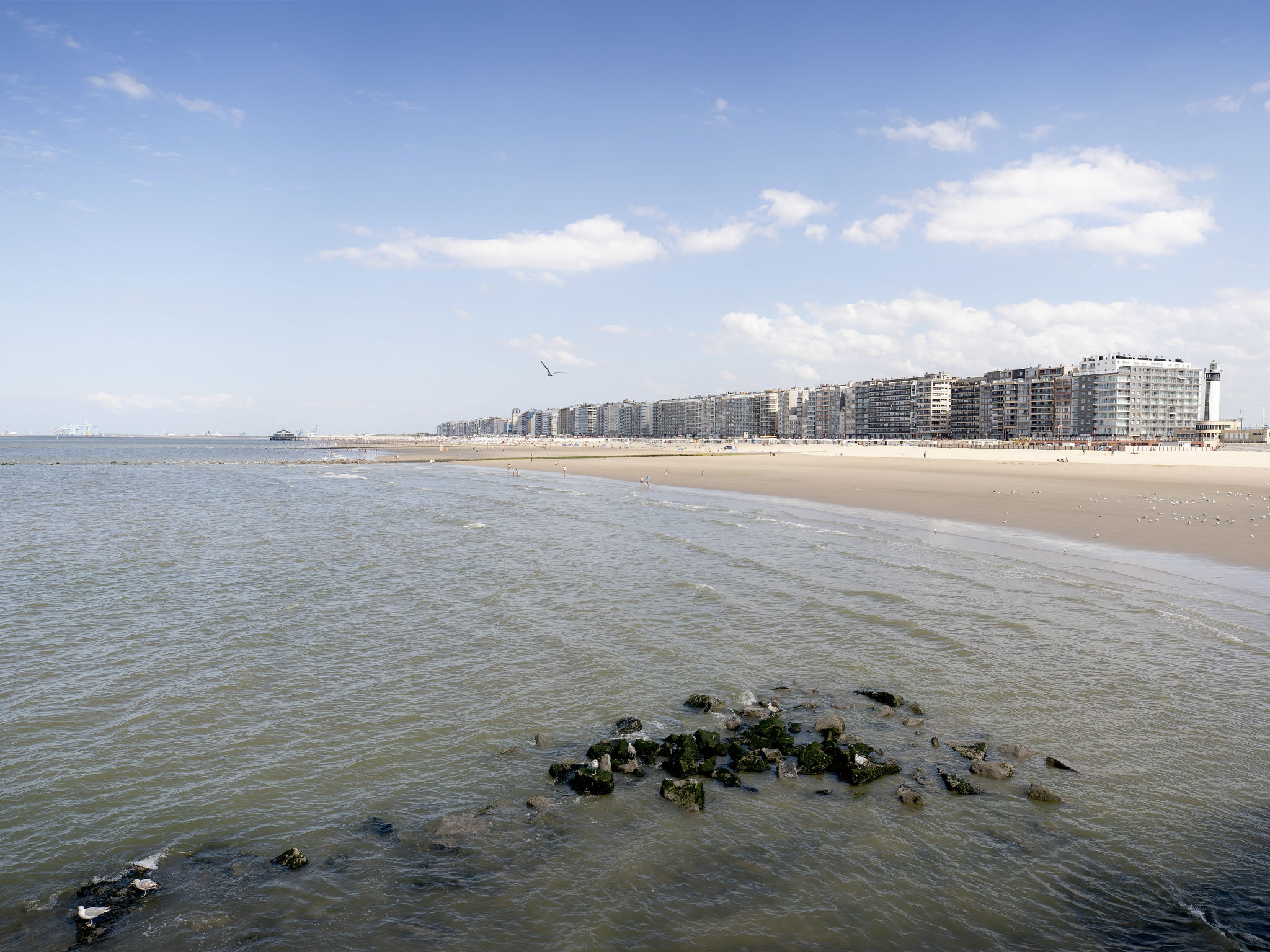 Centrally located "BeachNest"-Buiten