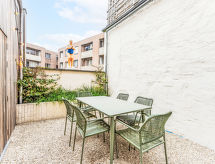 6-persoons vakantiehuis met terras op 550 m van zee in Blankenberge - thumbnail 2