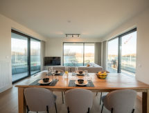 Ferienwohnung One with terrace and dune view