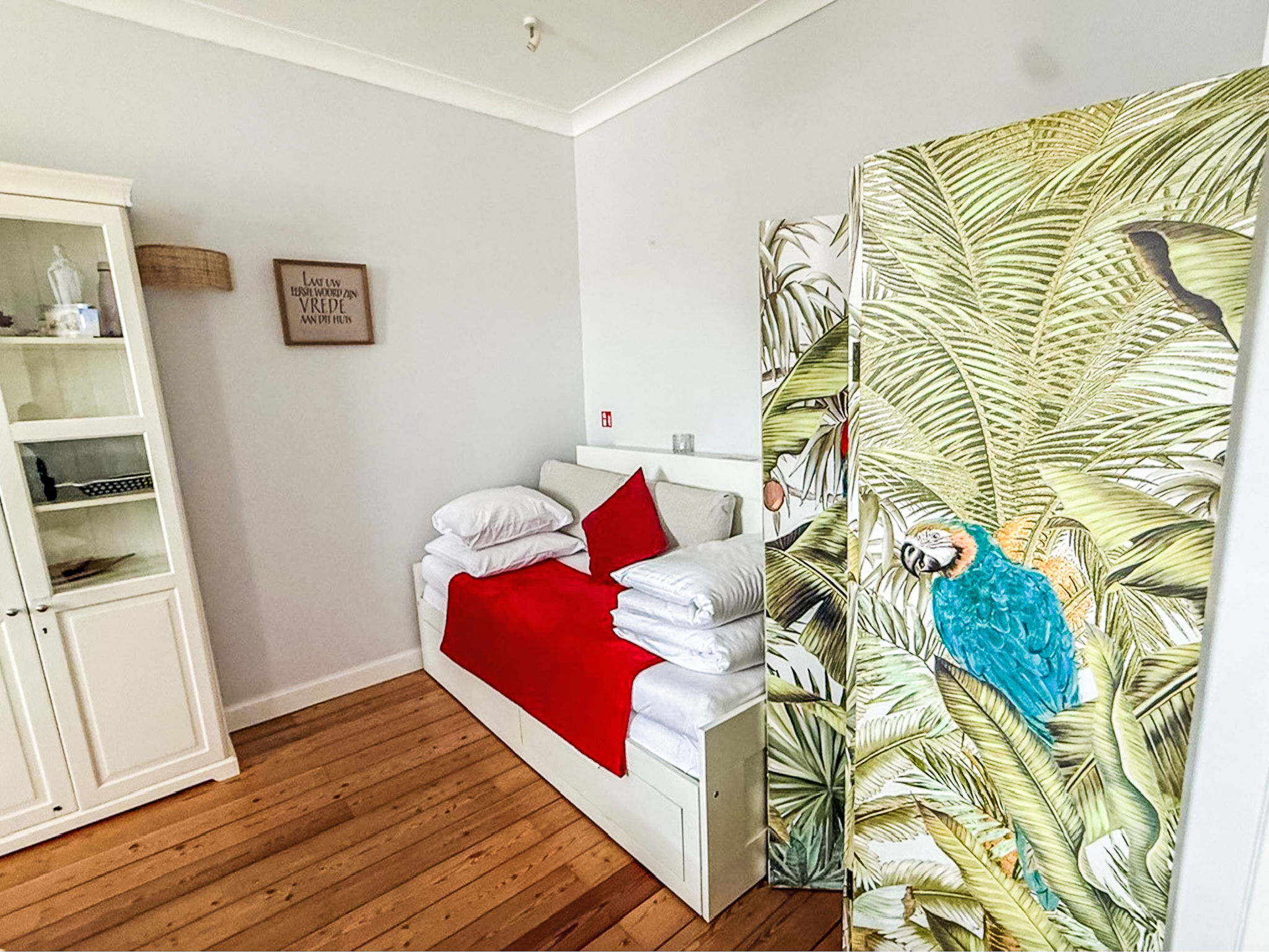 The Historic Sea Suite - Binnen