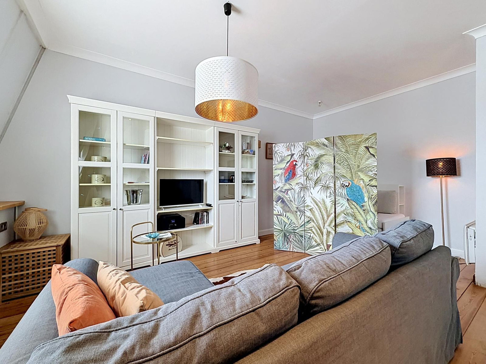 The Historic Sea Suite - Binnen