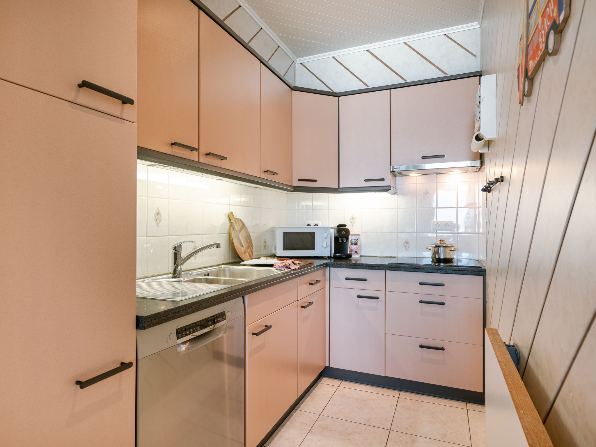 Trondjhem with seaview-Binnen