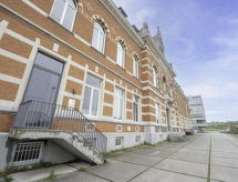 Historisch appartement To spiti mou aan zee met parking in Oostende - thumbnail 6