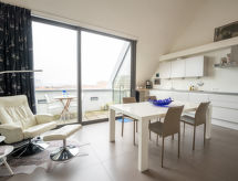 Historisch appartement To spiti mou aan zee met parking in Oostende - thumbnail 3