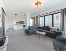 4-persoons appartement met wellness op 600 m van zee in Oostende - thumbnail 1