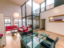 Zeezicht-appartement met wellness en parking in hartje Oostende - thumbnail 1