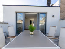 Luxe verblijf in Oostende met privégarage, op 50 meter van het strand - thumbnail 6